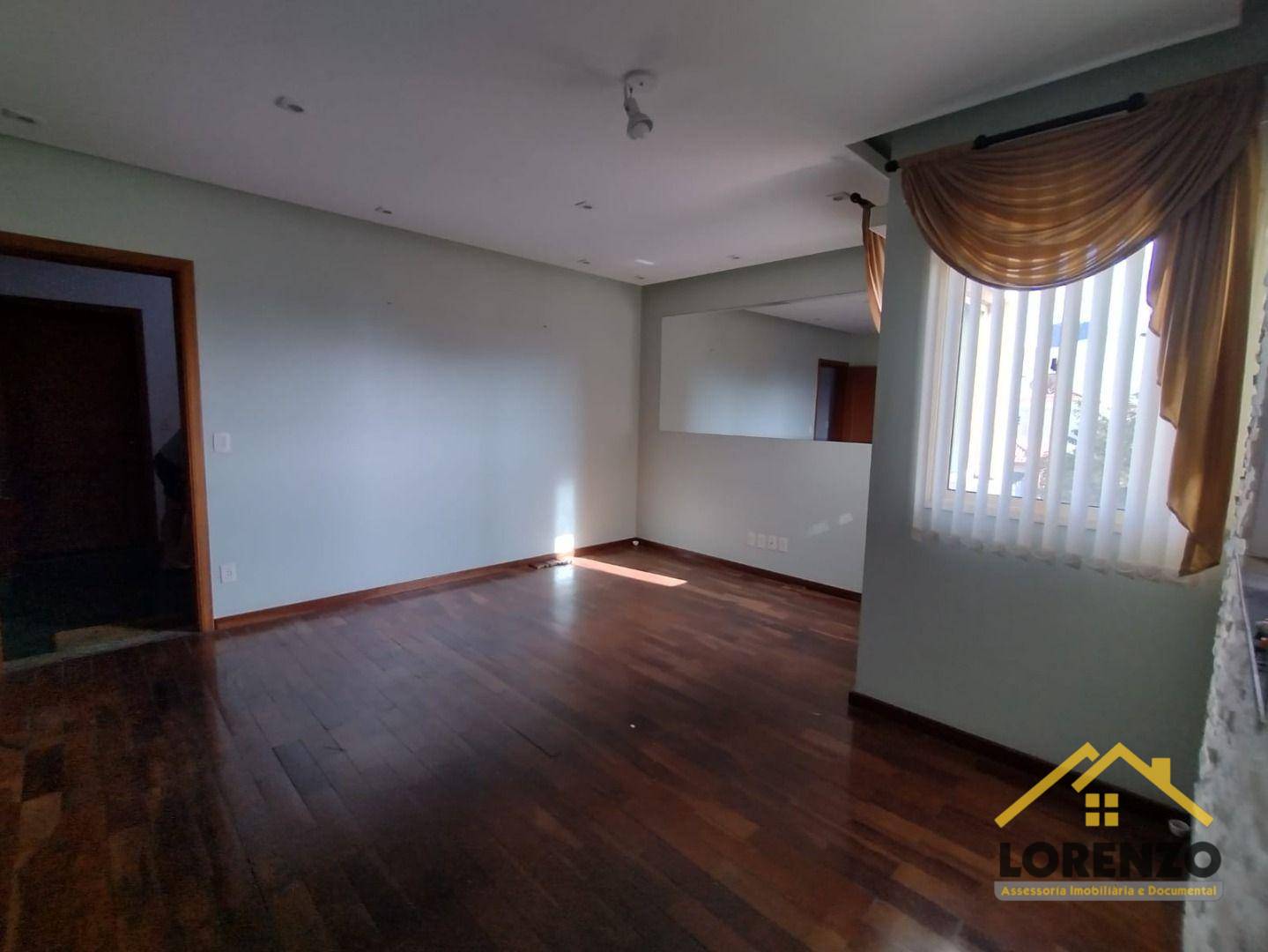 Apartamento à venda com 3 quartos, 83m² - Foto 3