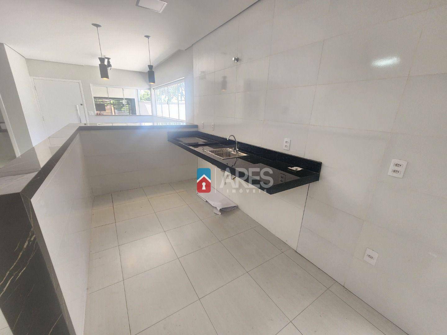 Casa à venda com 3 quartos, 139m² - Foto 10