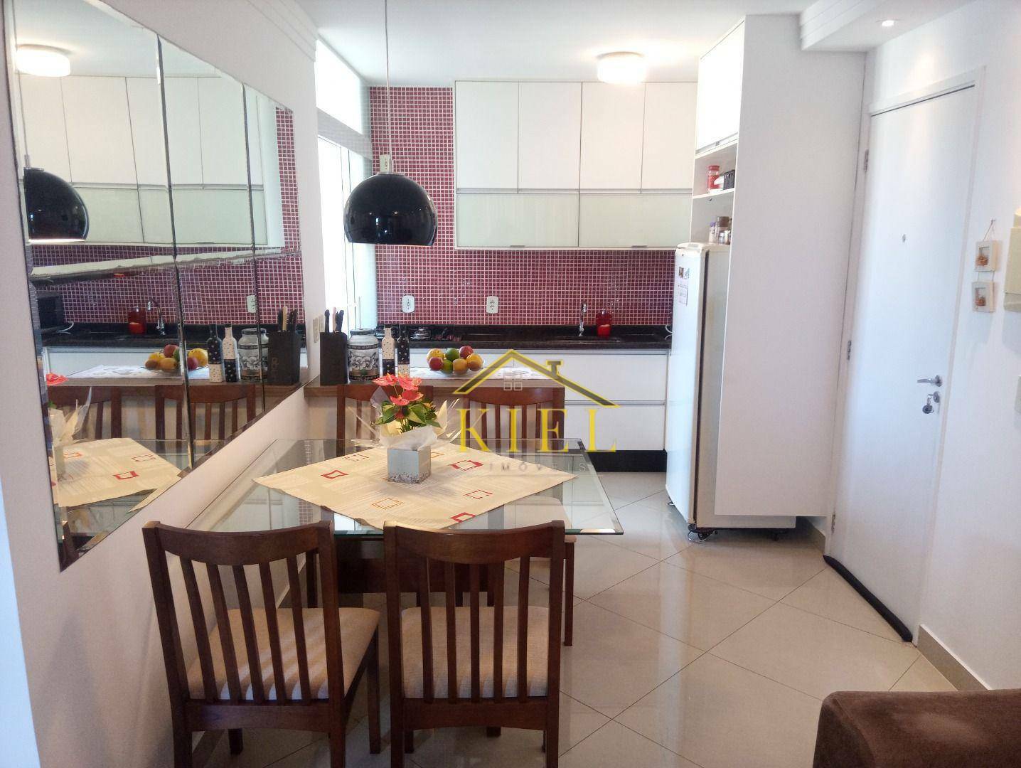 Apartamento à venda com 2 quartos, 61m² - Foto 11