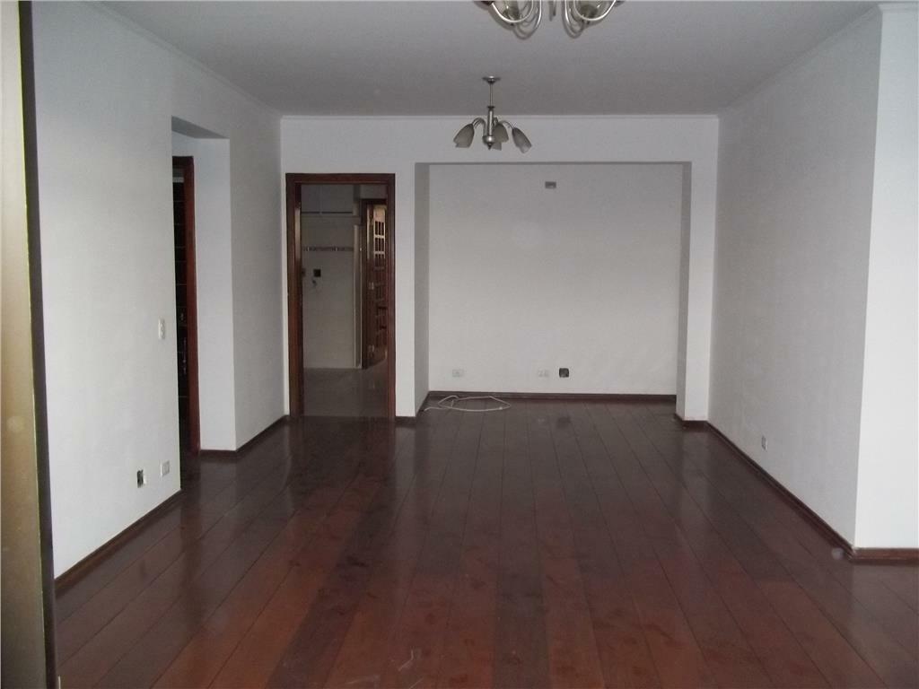 Apartamento à venda com 3 quartos, 160m² - Foto 2