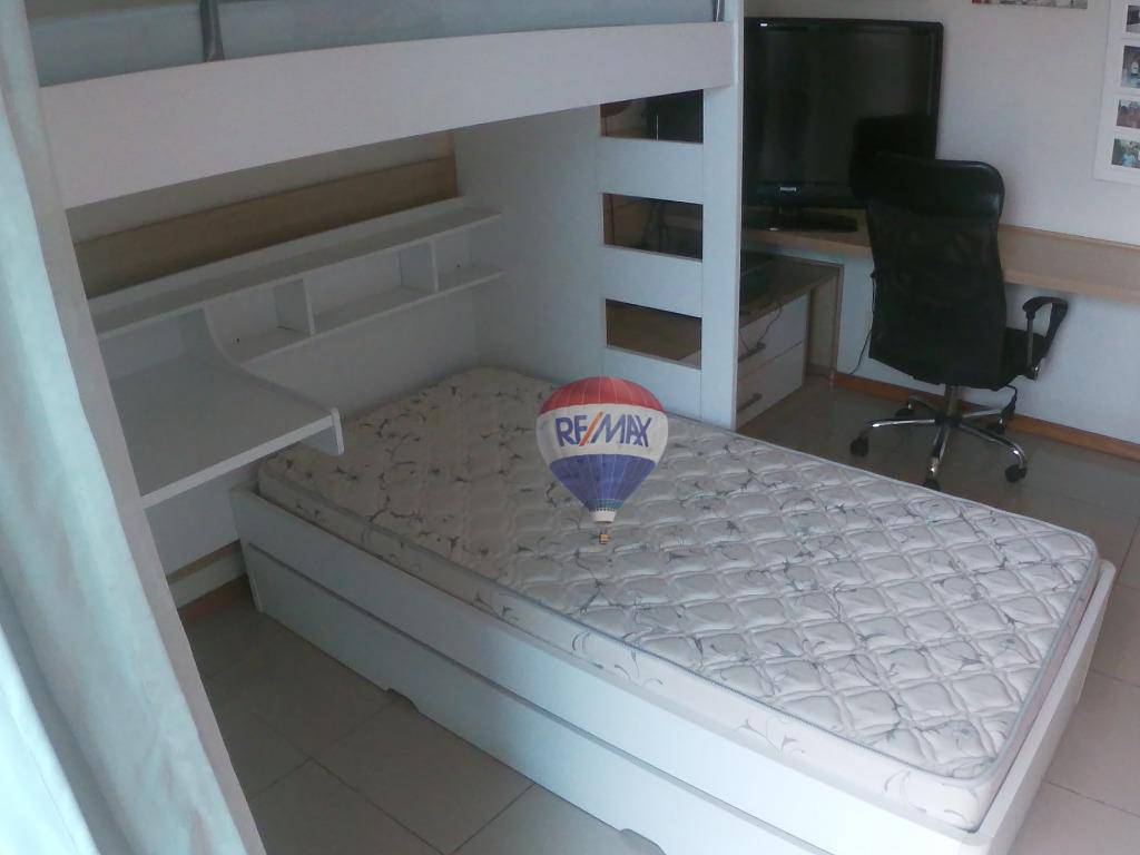 Apartamento para alugar com 3 quartos, 155m² - Foto 6