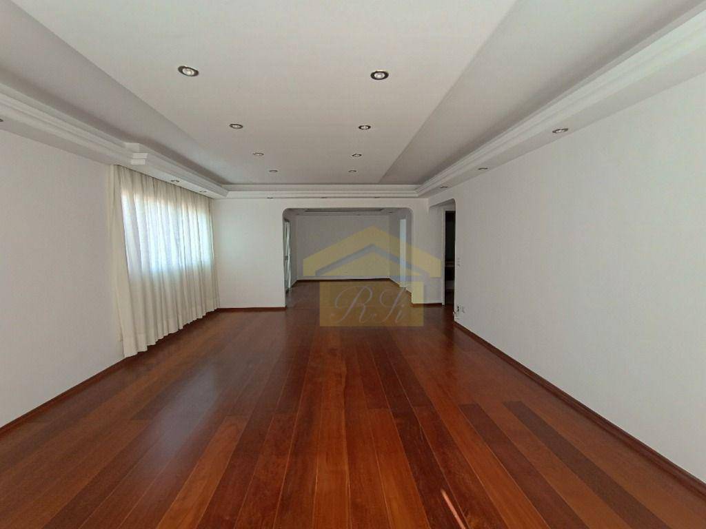 Apartamento à venda com 3 quartos, 260m² - Foto 2