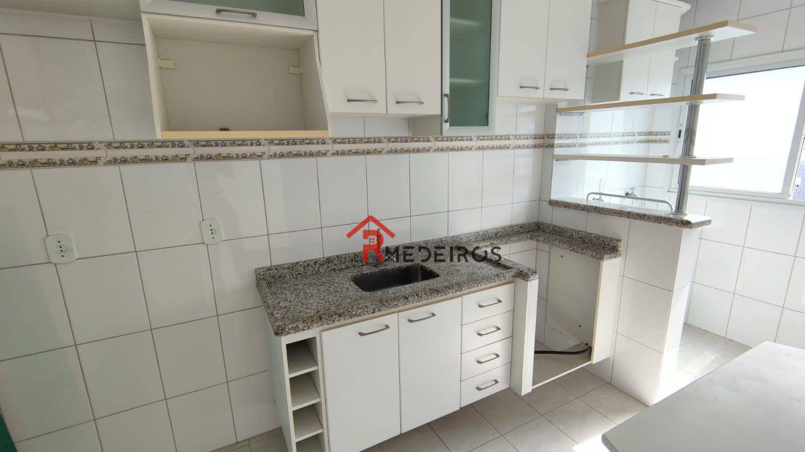 Apartamento à venda com 2 quartos, 75m² - Foto 9