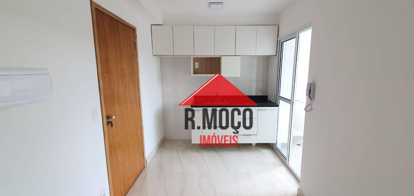 Apartamento para alugar com 2 quartos, 37m² - Foto 1