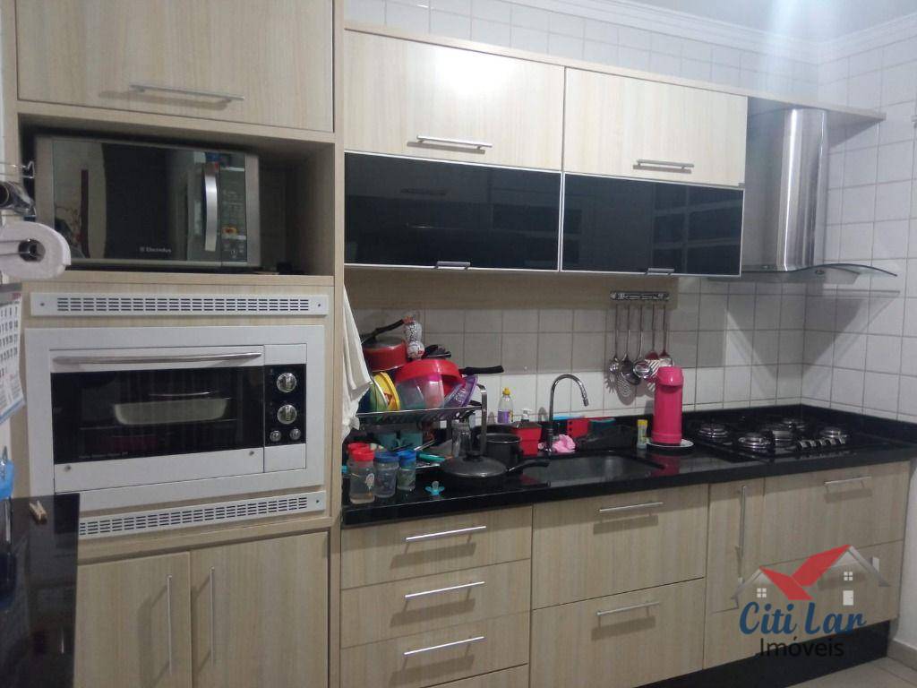 Sobrado à venda com 3 quartos, 75m² - Foto 11