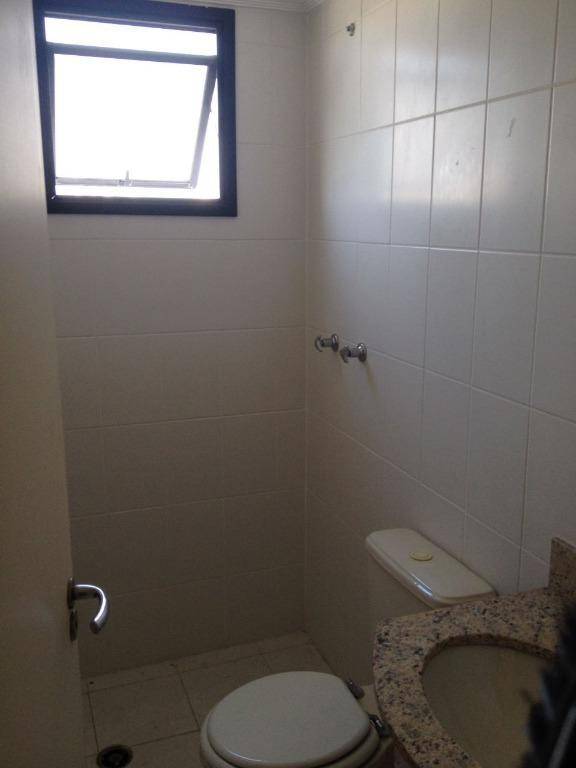 Apartamento à venda com 2 quartos, 55m² - Foto 10