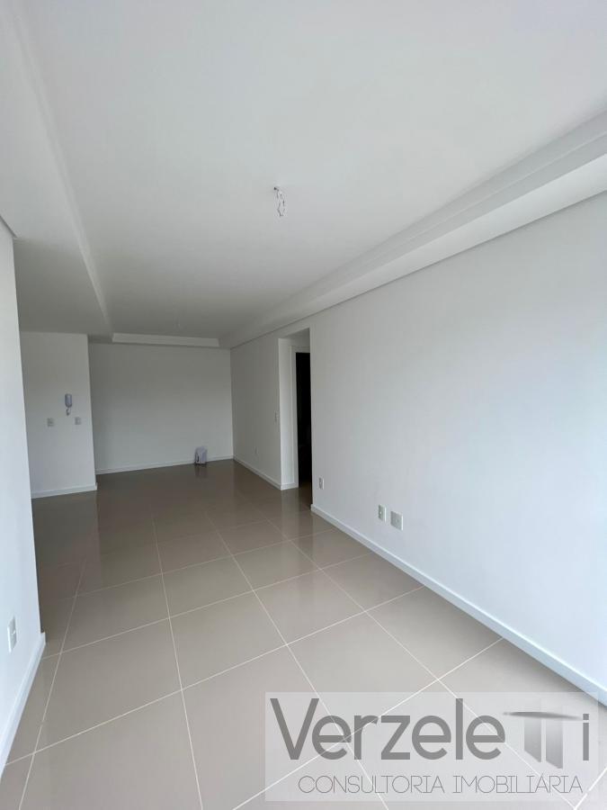 Apartamento à venda com 3 quartos, 179m² - Foto 36