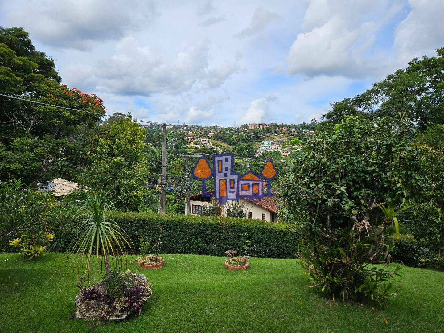 Casa à venda com 4 quartos, 300m² - Foto 67