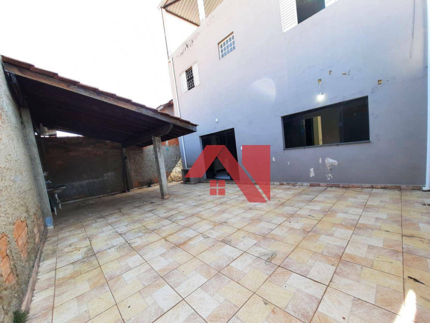 Sobrado à venda e aluguel com 3 quartos, 200m² - Foto 8