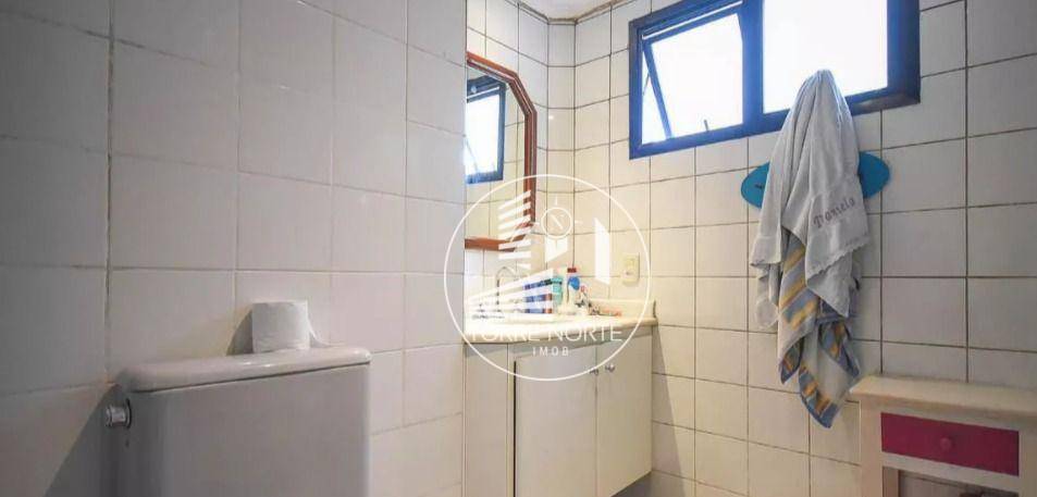 Apartamento à venda com 4 quartos, 200m² - Foto 9