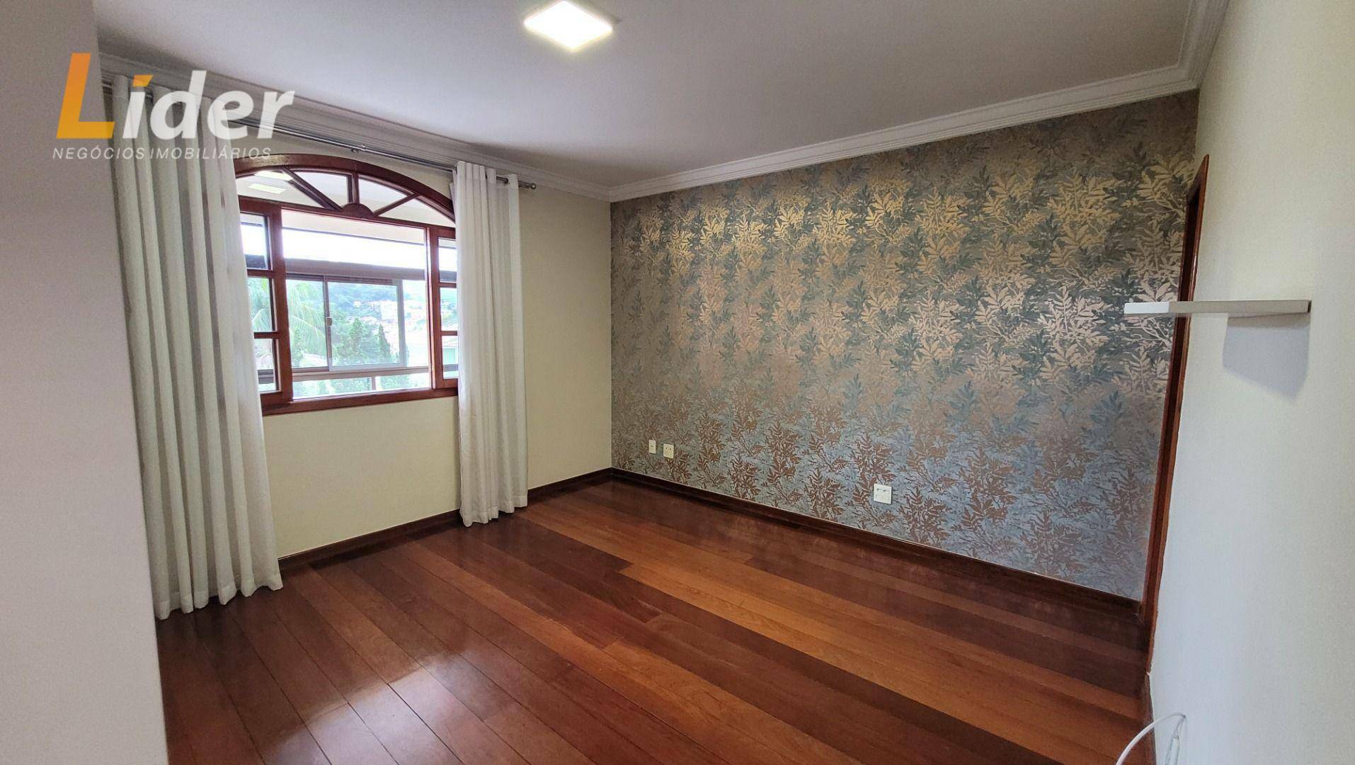 Casa à venda com 4 quartos, 279m² - Foto 30