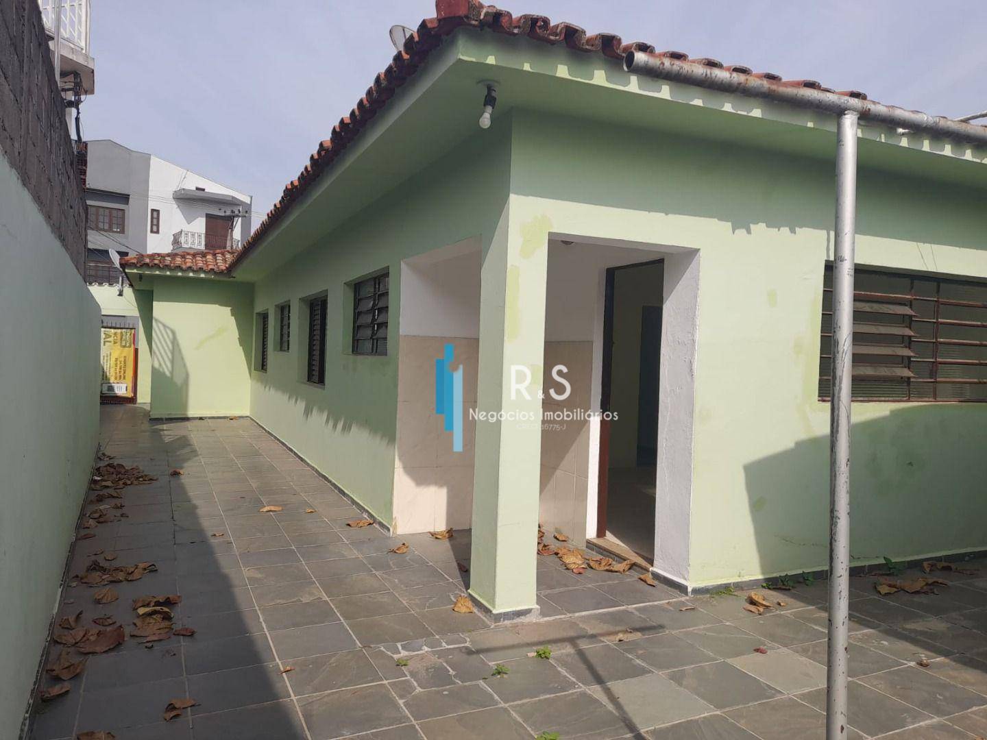 Casa à venda com 2 quartos, 300m² - Foto 1