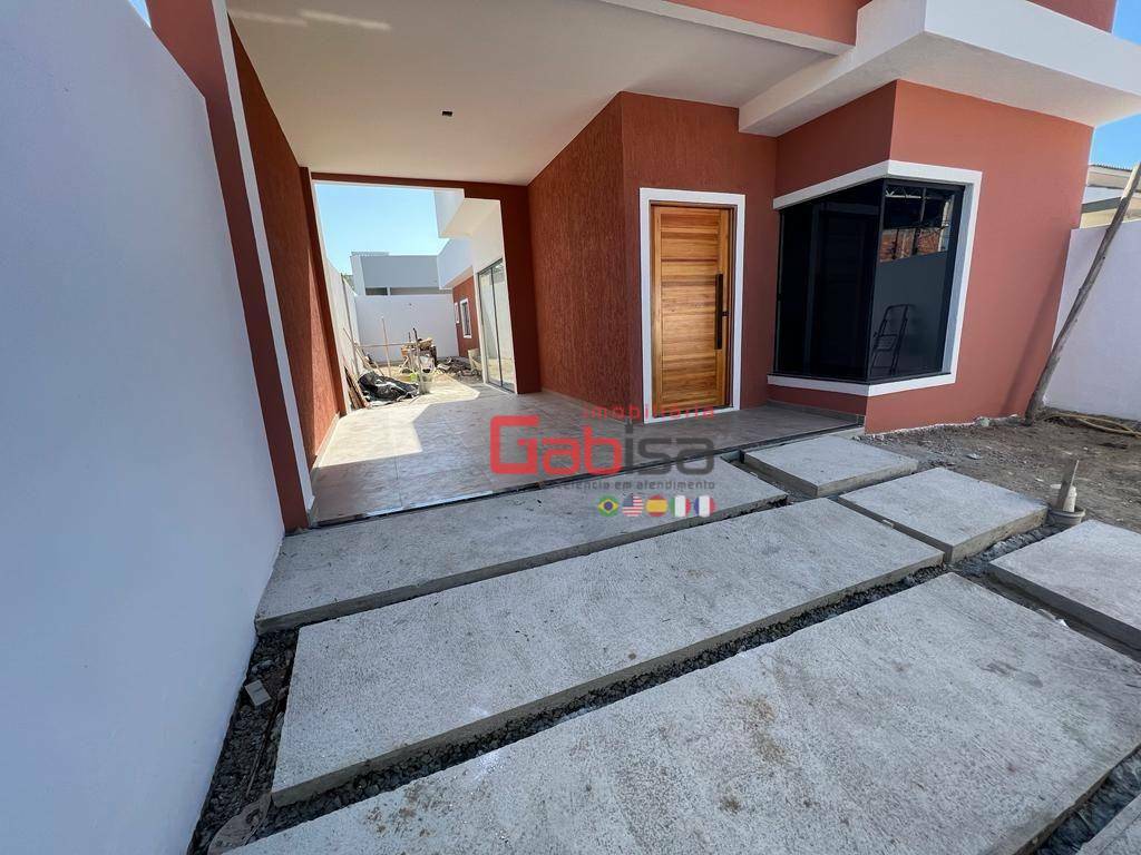 Casa à venda com 3 quartos, 93m² - Foto 1