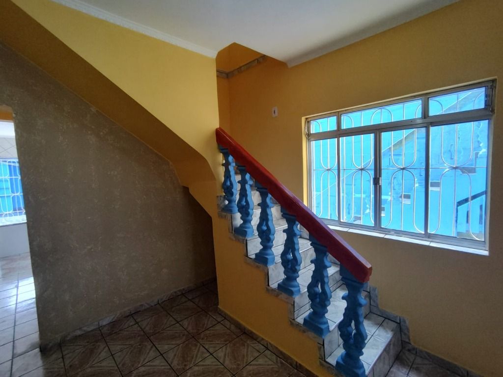 Sobrado à venda com 3 quartos, 230m² - Foto 11