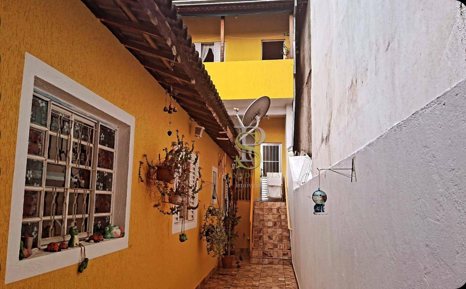 Casa à venda com 3 quartos, 150m² - Foto 2