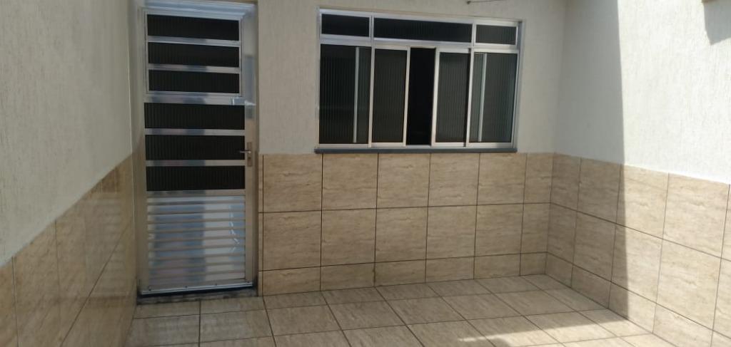 Sobrado à venda com 2 quartos, 217m² - Foto 13