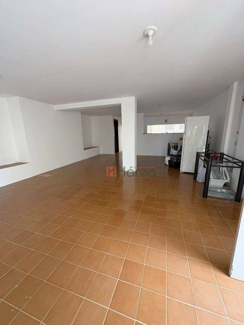 Apartamento à venda com 2 quartos, 52m² - Foto 15