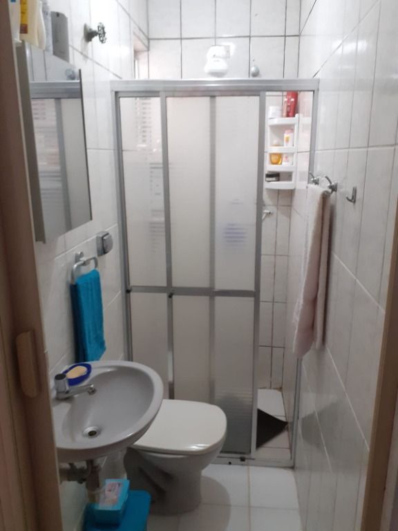 Sobrado à venda com 6 quartos, 166m² - Foto 17