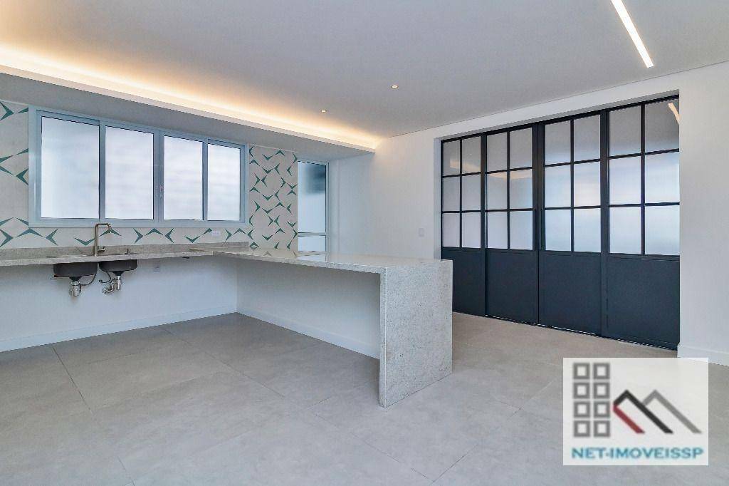 Apartamento à venda com 3 quartos, 239m² - Foto 3