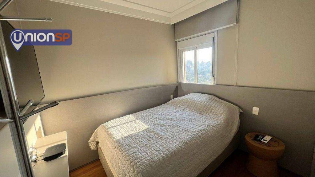 Apartamento à venda com 3 quartos, 156m² - Foto 7