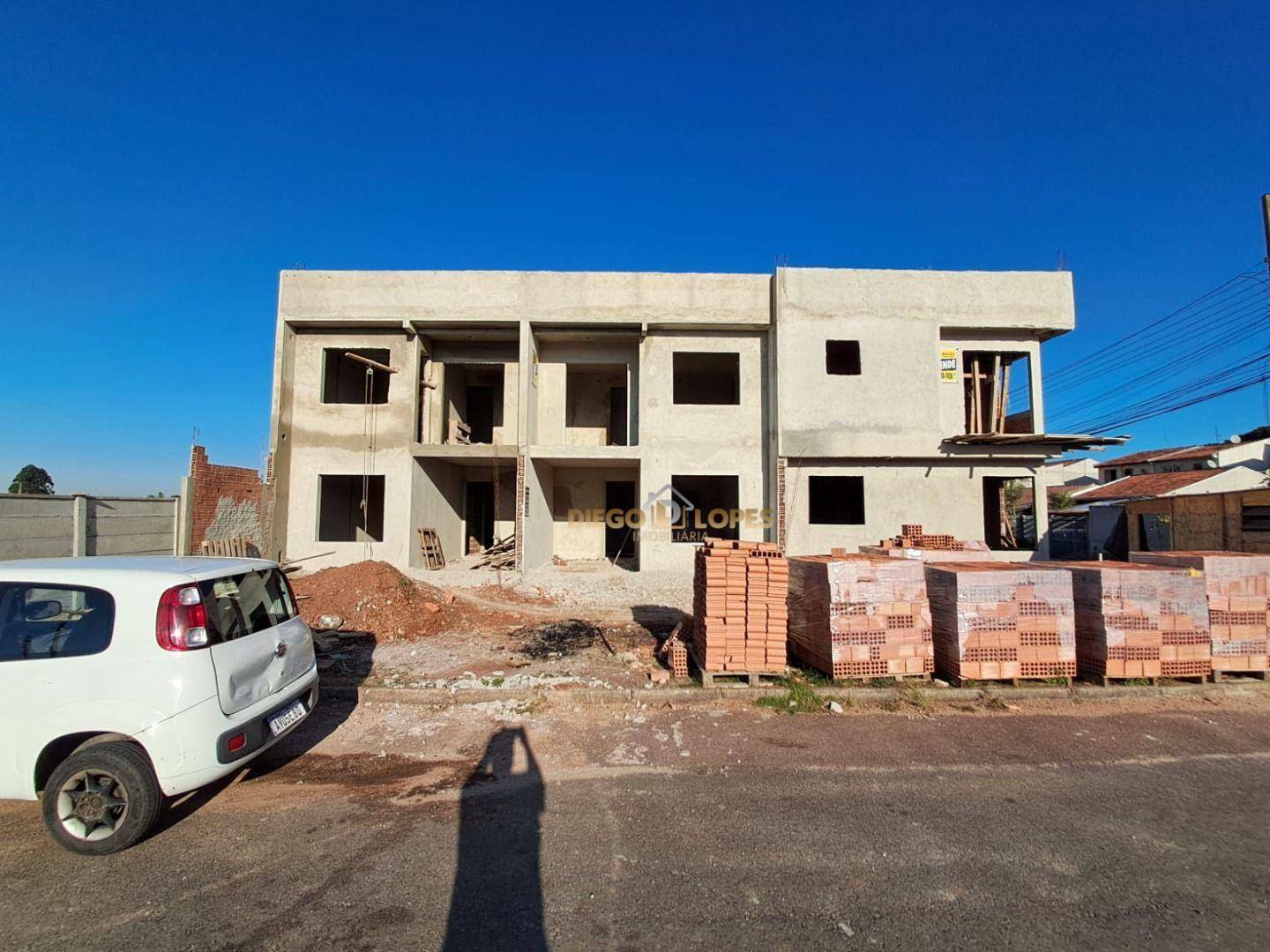 Sobrado à venda com 3 quartos, 89m² - Foto 2