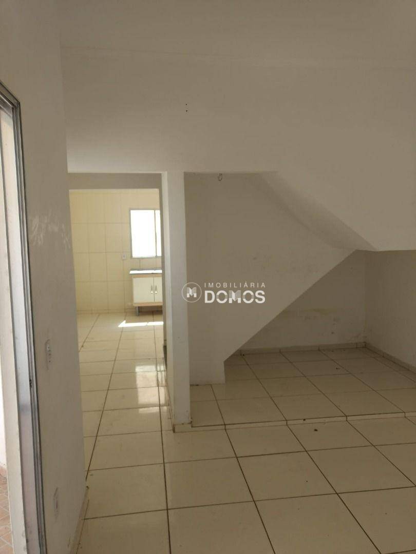 Casa à venda com 3 quartos, 113m² - Foto 21