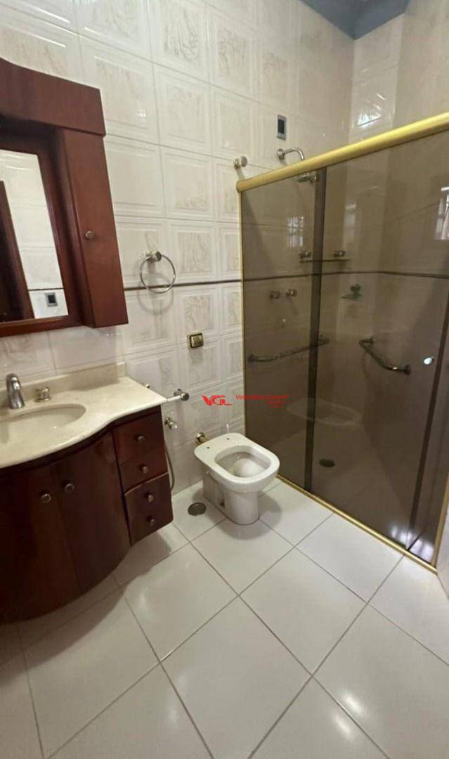 Sobrado à venda e aluguel com 5 quartos, 368m² - Foto 28