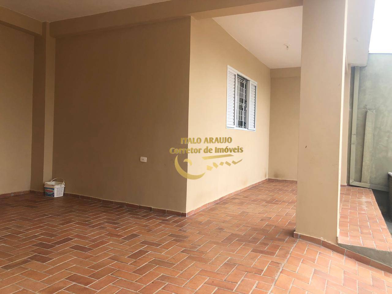 Casa à venda com 2 quartos, 191m² - Foto 2