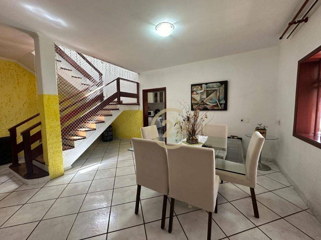 Casa à venda com 3 quartos, 280m² - Foto 9