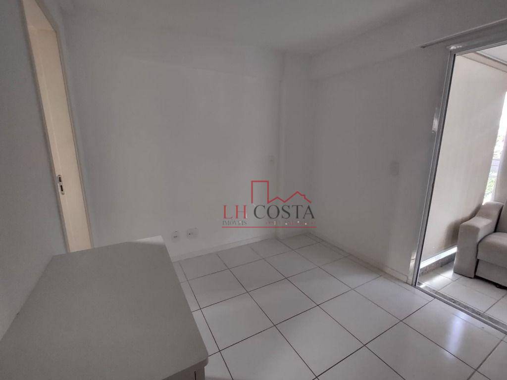 Apartamento à venda com 2 quartos, 80m² - Foto 29