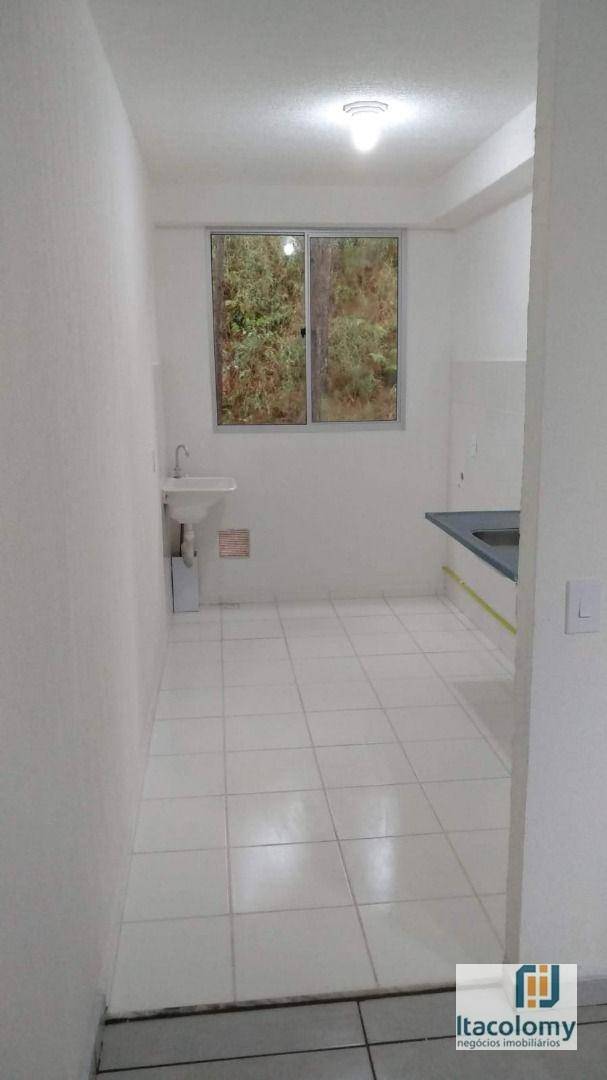 Apartamento à venda com 2 quartos, 43m² - Foto 6