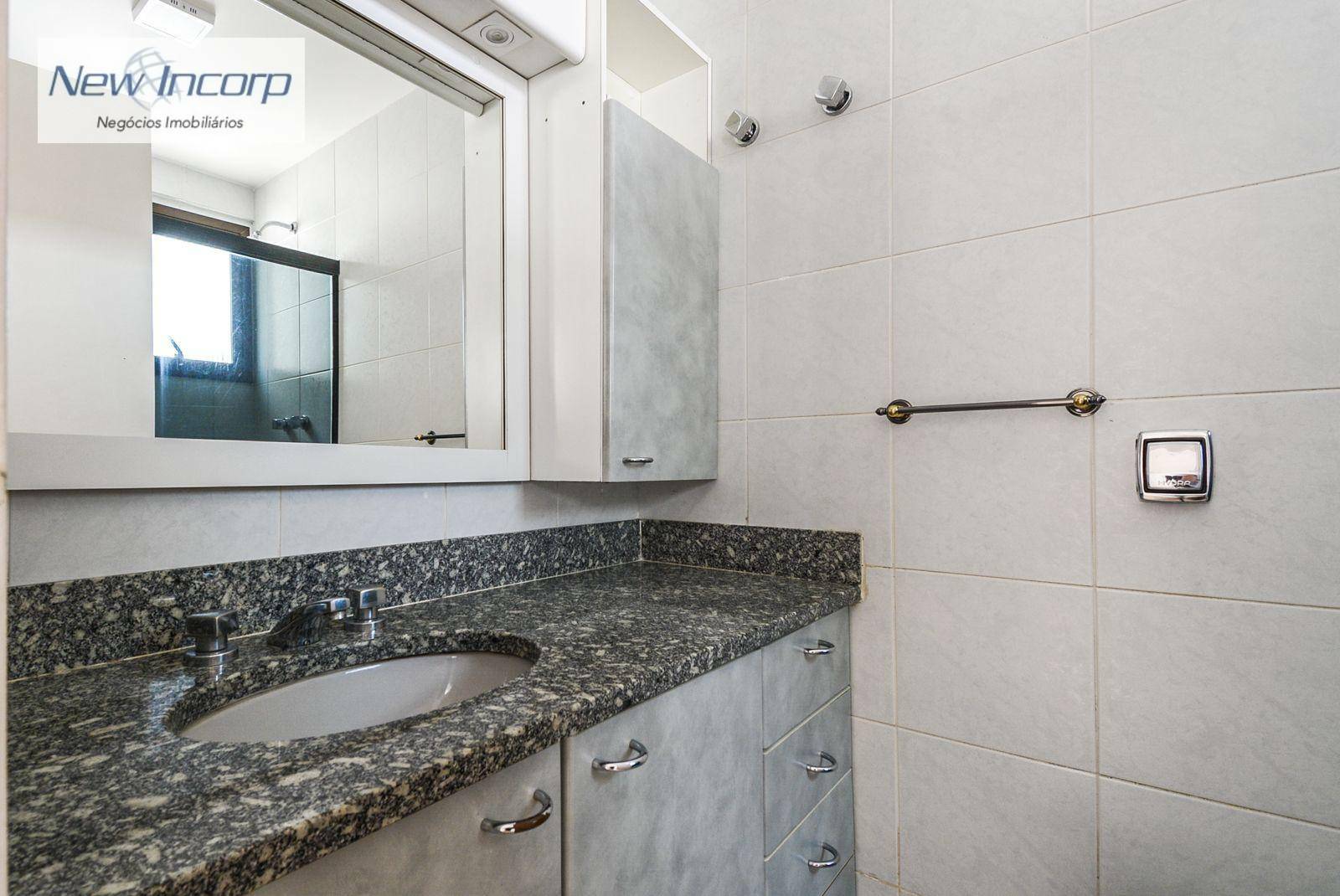 Apartamento à venda com 3 quartos, 178m² - Foto 42