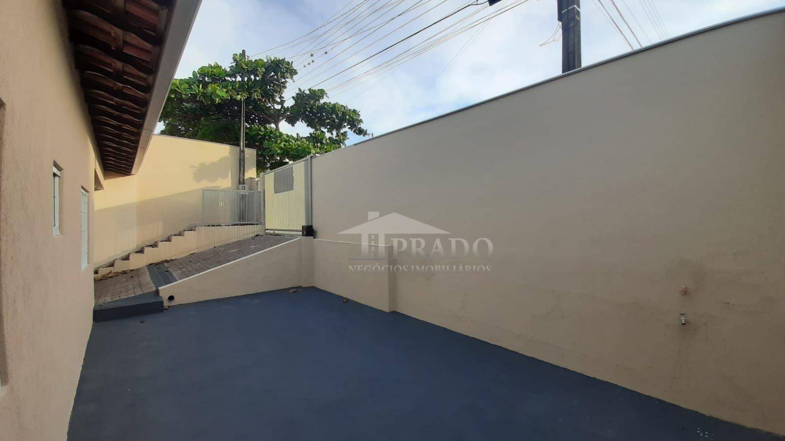 Casa à venda com 3 quartos, 200m² - Foto 4