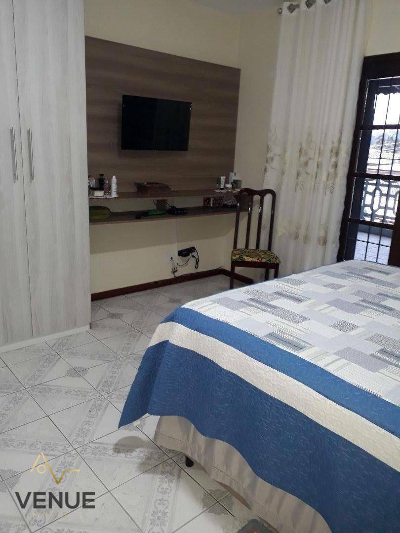 Sobrado à venda e aluguel com 3 quartos, 218m² - Foto 10