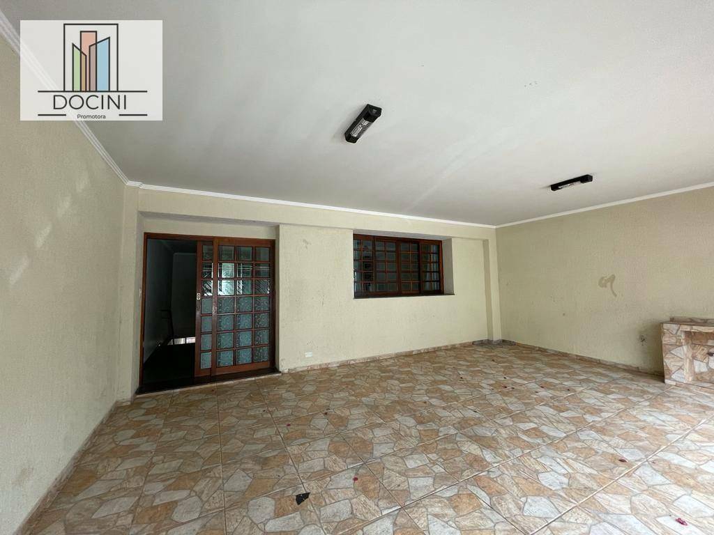 Sobrado para alugar com 4 quartos, 162m² - Foto 2