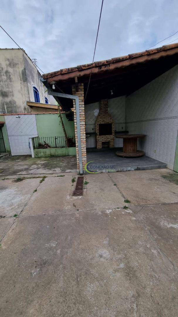 Sobrado à venda e aluguel com 3 quartos, 236m² - Foto 26