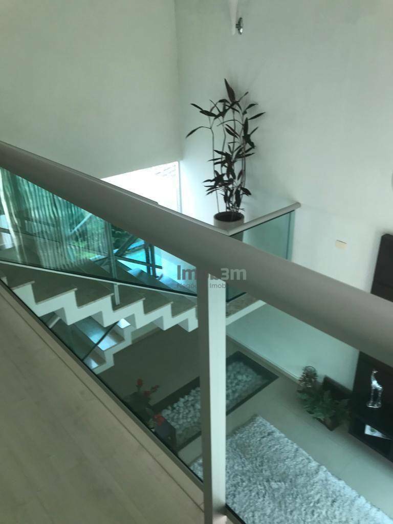 Sobrado à venda com 4 quartos, 302m² - Foto 7