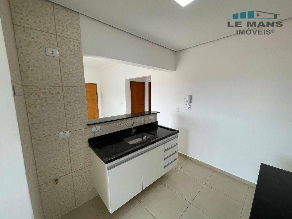 Apartamento para alugar com 2 quartos, 52m² - Foto 7