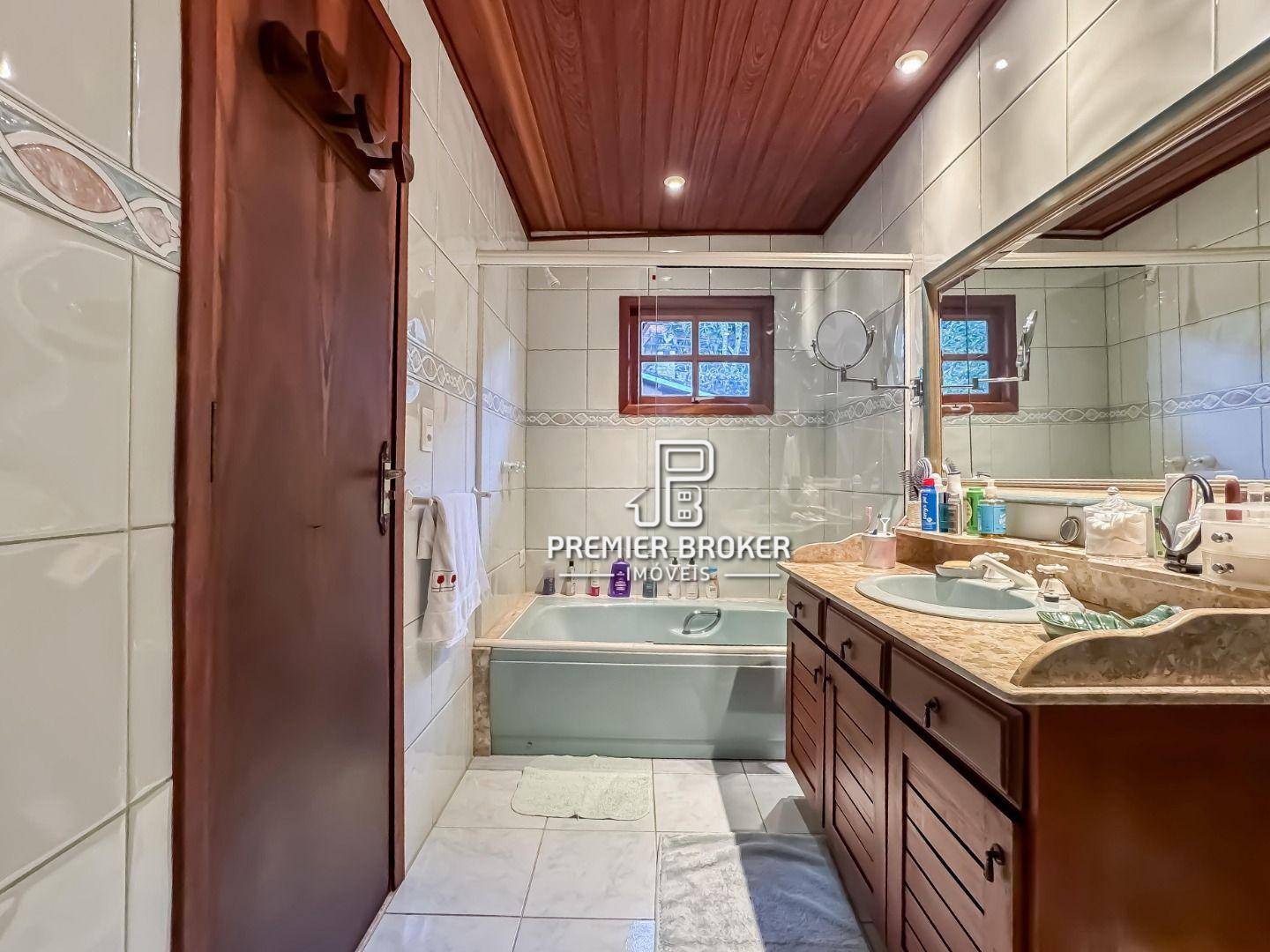 Casa de Condomínio à venda com 4 quartos, 230m² - Foto 14