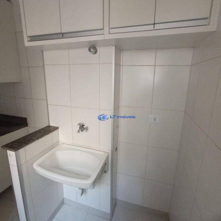 Apartamento para alugar com 2 quartos, 53m² - Foto 12