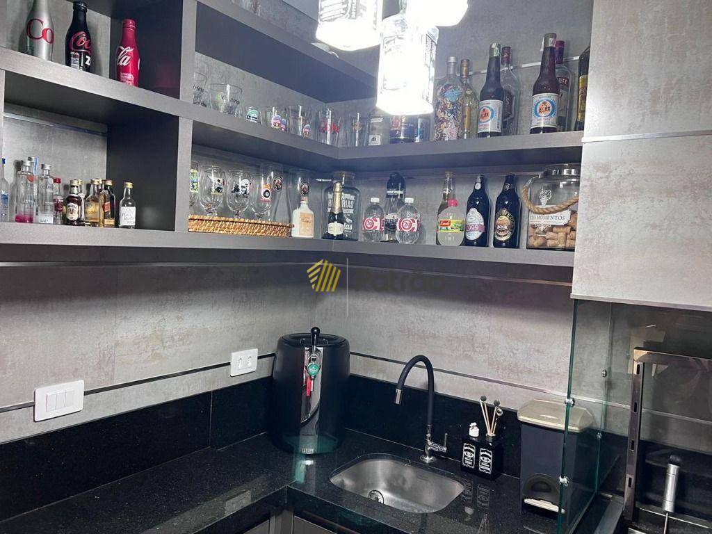 Apartamento para alugar com 3 quartos, 160m² - Foto 20