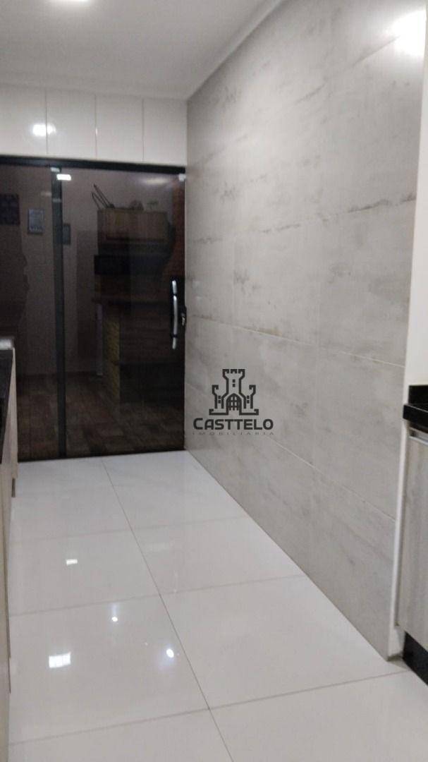 Casa à venda com 3 quartos, 189m² - Foto 24