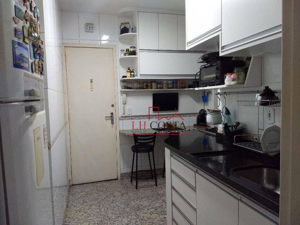 Apartamento à venda com 3 quartos, 100m² - Foto 32