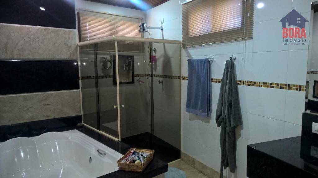 Casa de Condomínio à venda com 3 quartos, 680m² - Foto 44