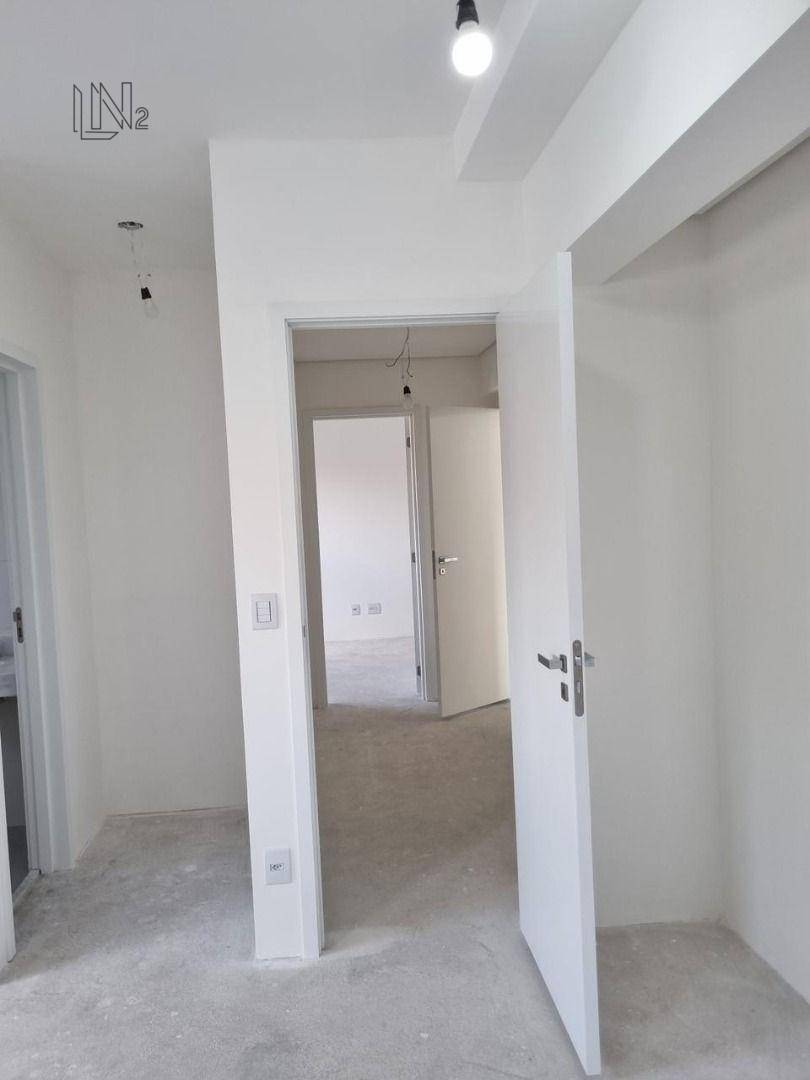 Apartamento à venda com 3 quartos, 142m² - Foto 22