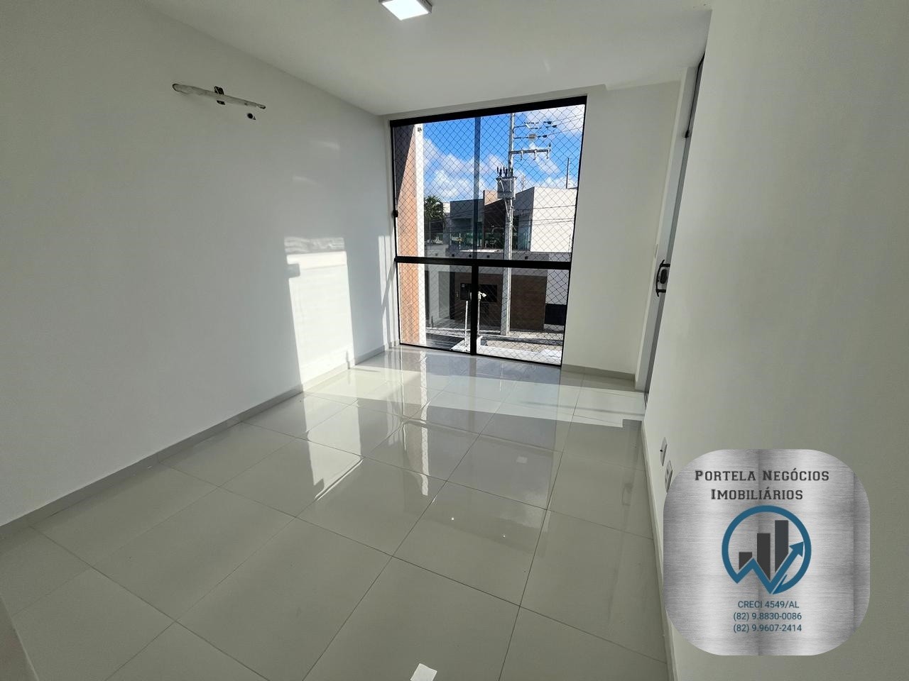 Casa à venda com 2 quartos, 75m² - Foto 8
