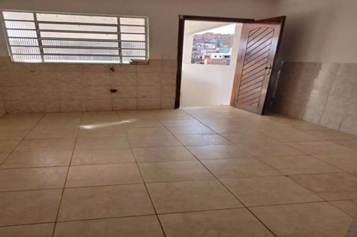 Sobrado à venda com 3 quartos, 240m² - Foto 14