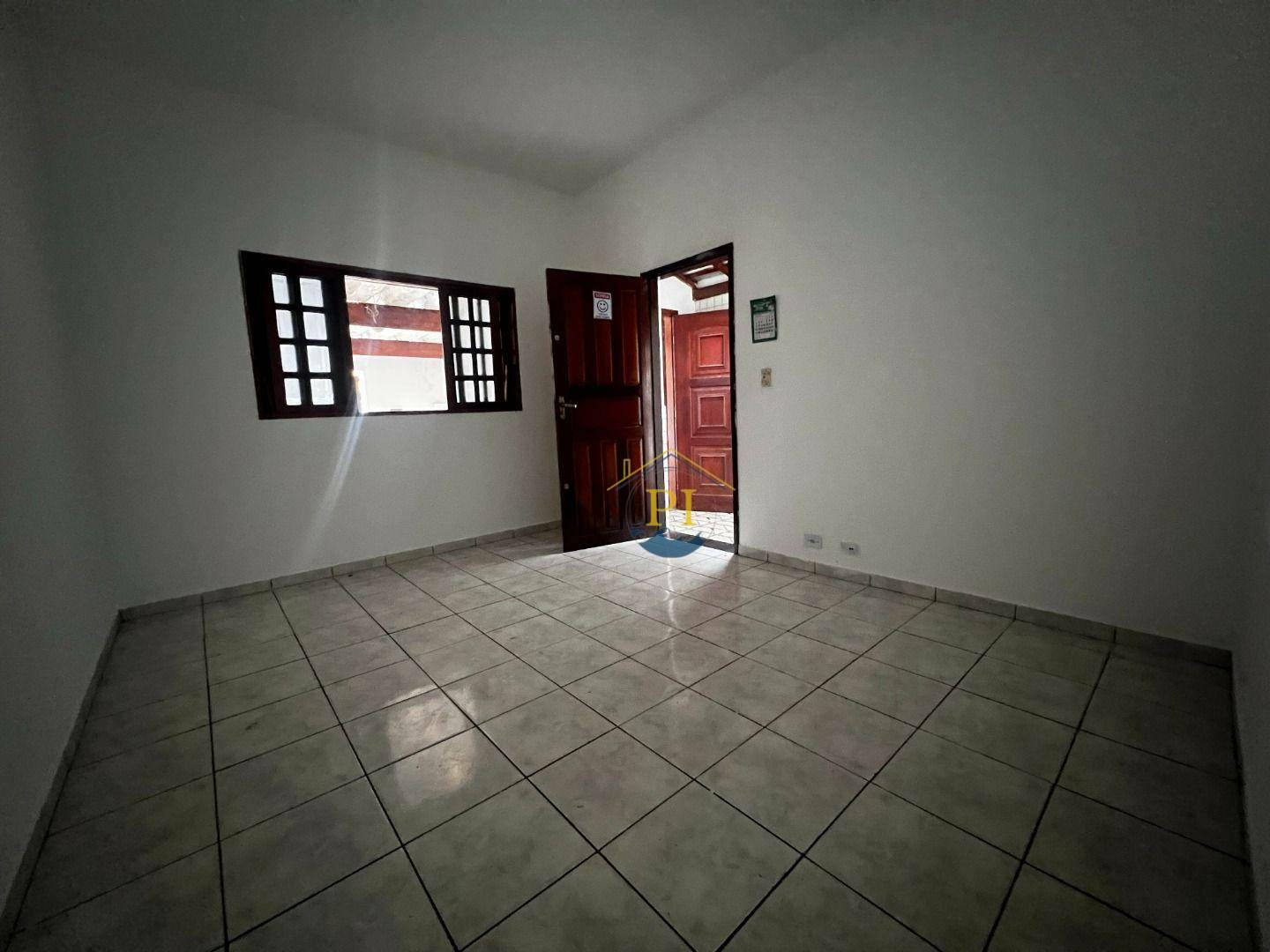 Casa à venda e aluguel com 3 quartos, 80m² - Foto 4