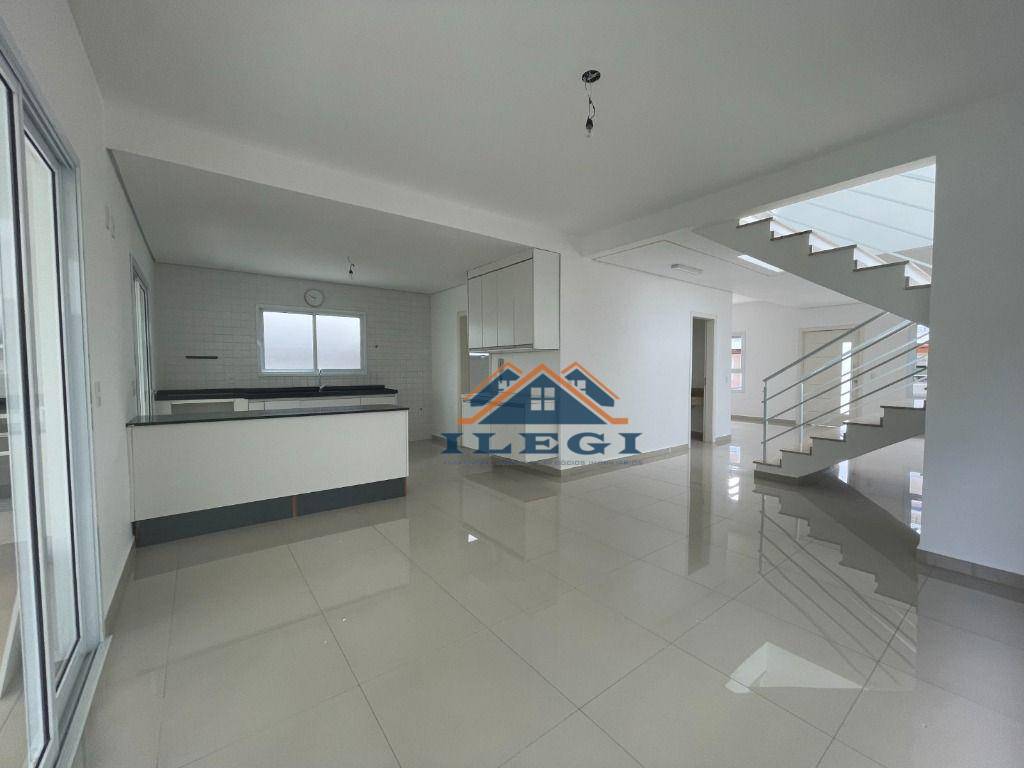 Casa de Condomínio à venda com 3 quartos, 206m² - Foto 5