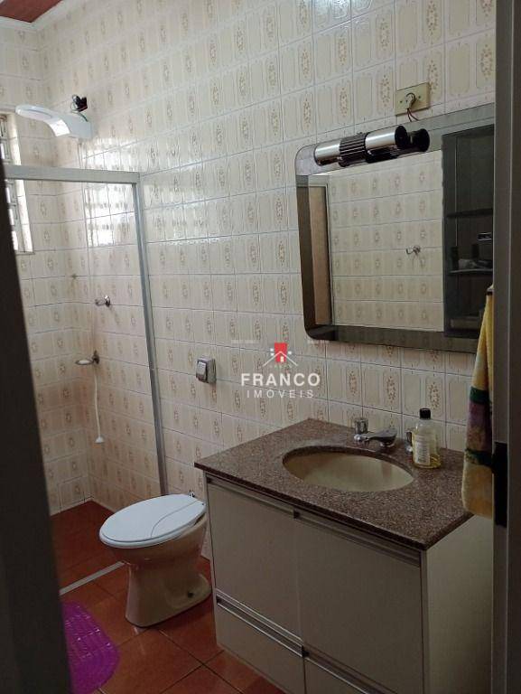 Chácara à venda com 4 quartos, 185m² - Foto 22